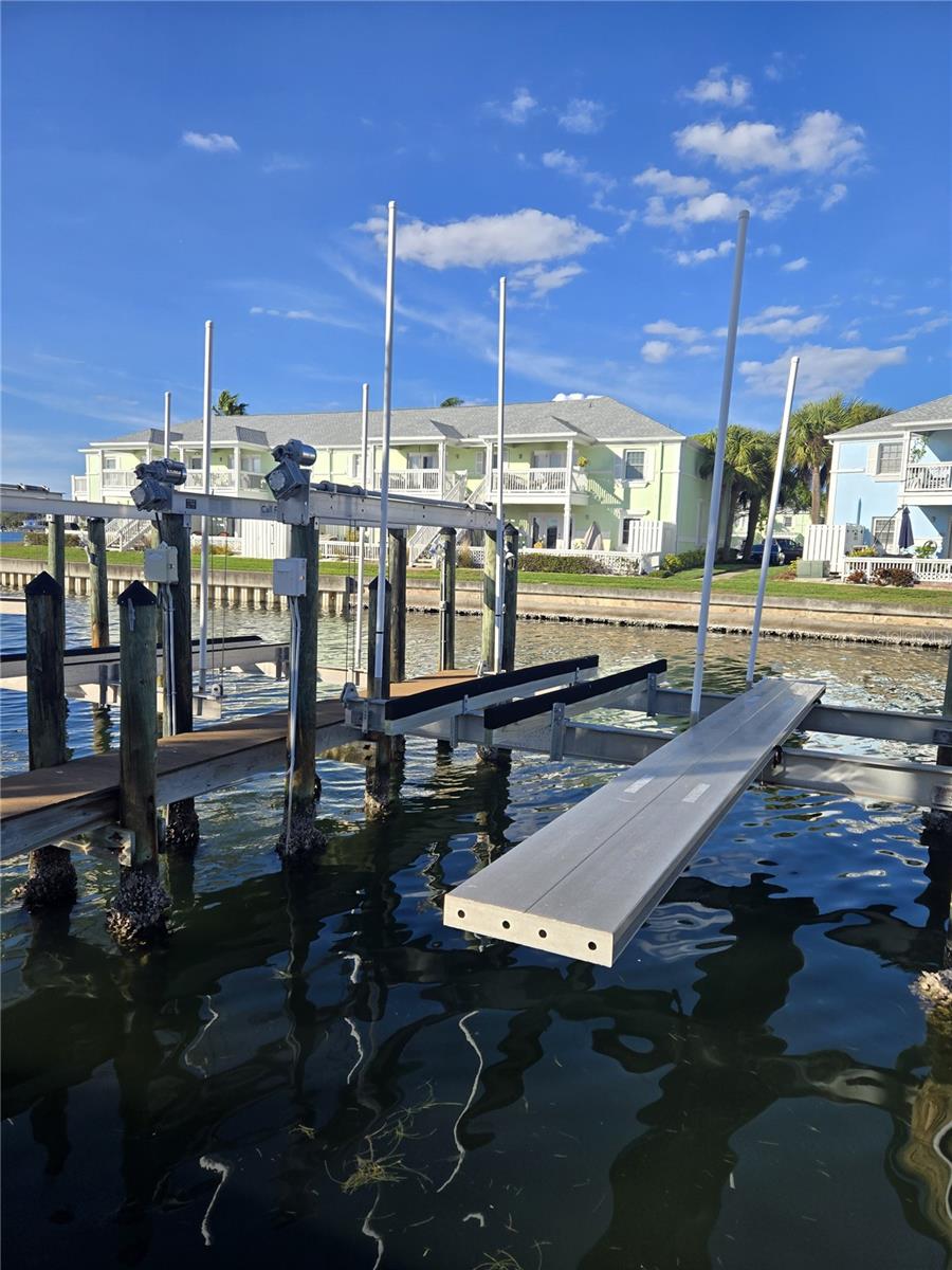 WATERSIDE SOUTH - Residential