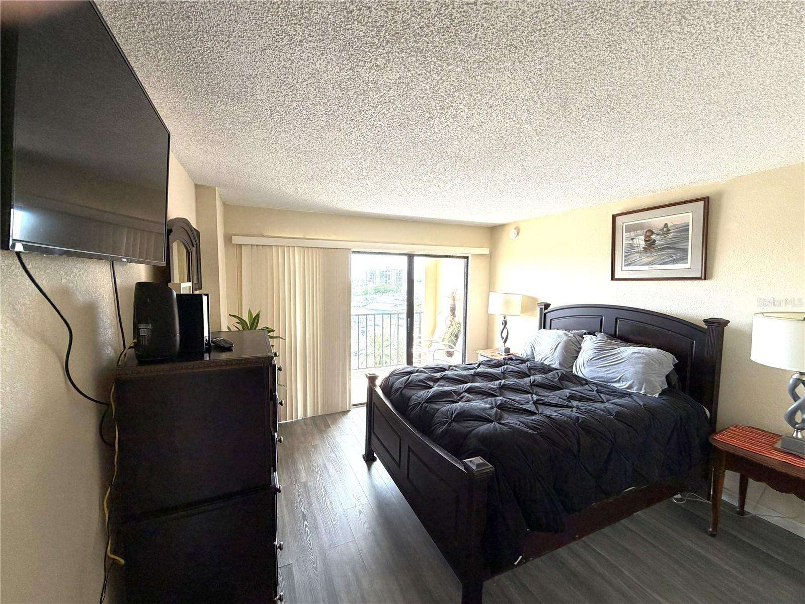 51 ISLAND WAY CONDO - Residential Lease