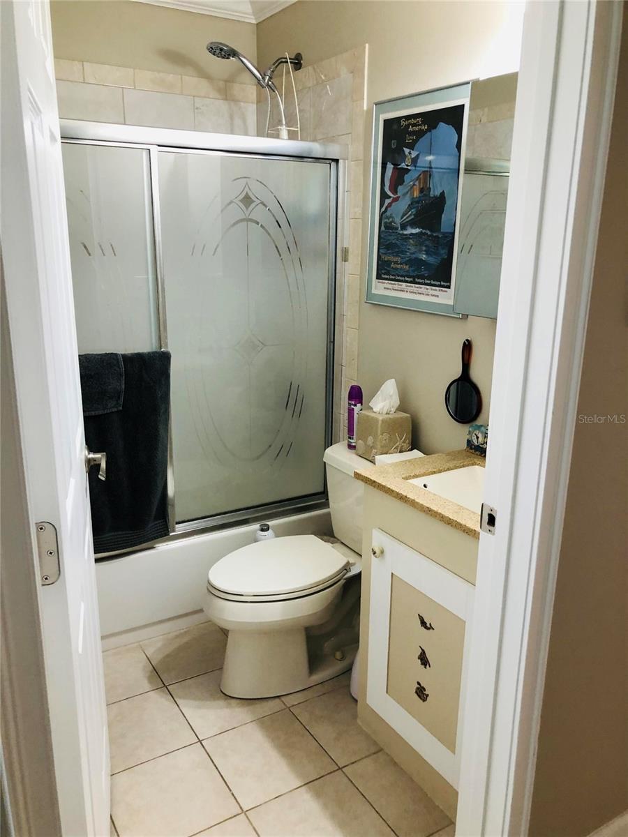 HILLCREST UR SUB - Residential