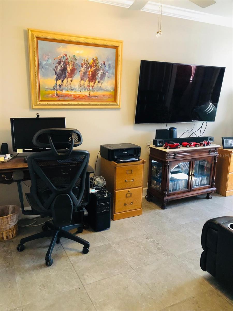 HILLCREST UR SUB - Residential
