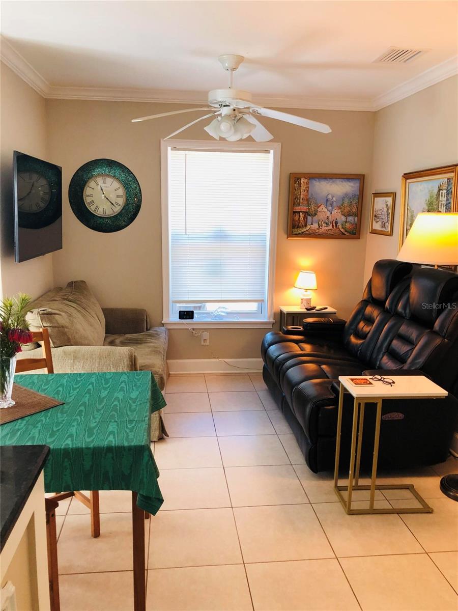 HILLCREST UR SUB - Residential