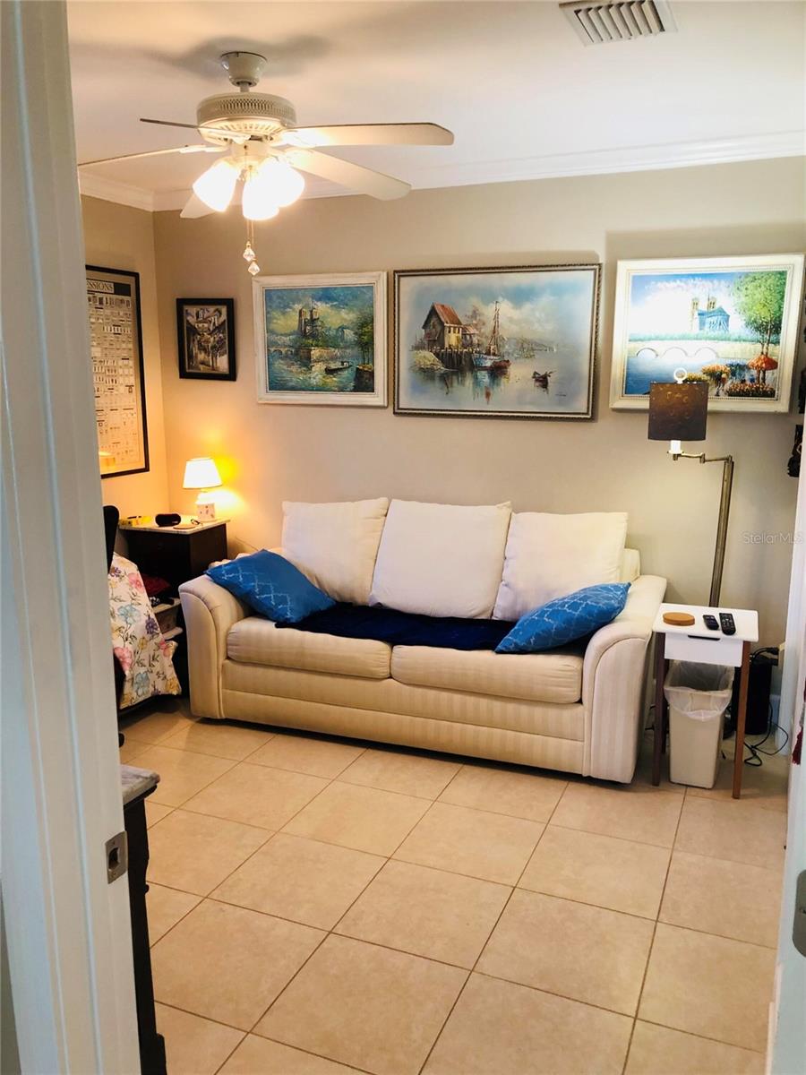 HILLCREST UR SUB - Residential