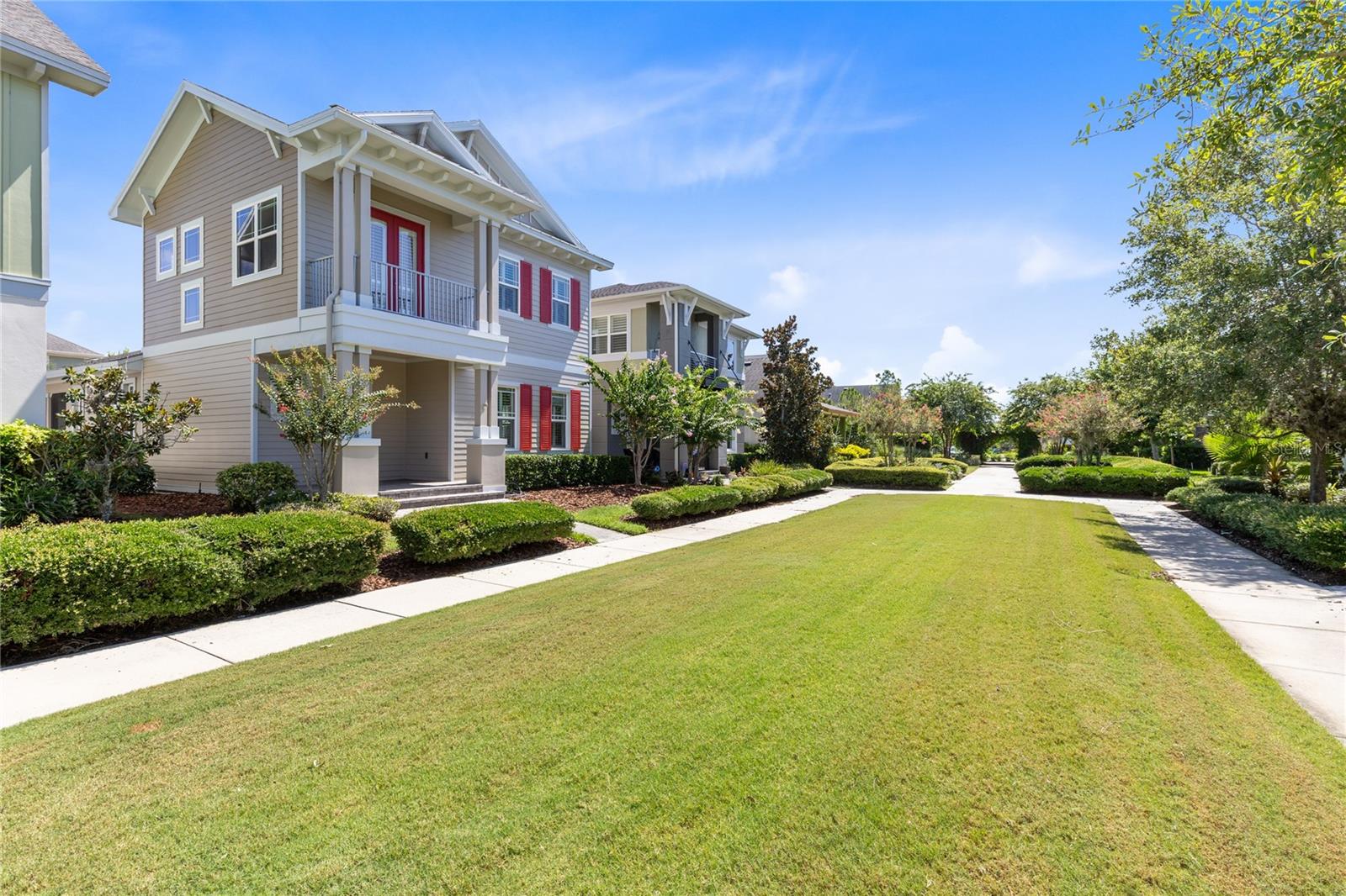 LAUREATE PARK - Residential