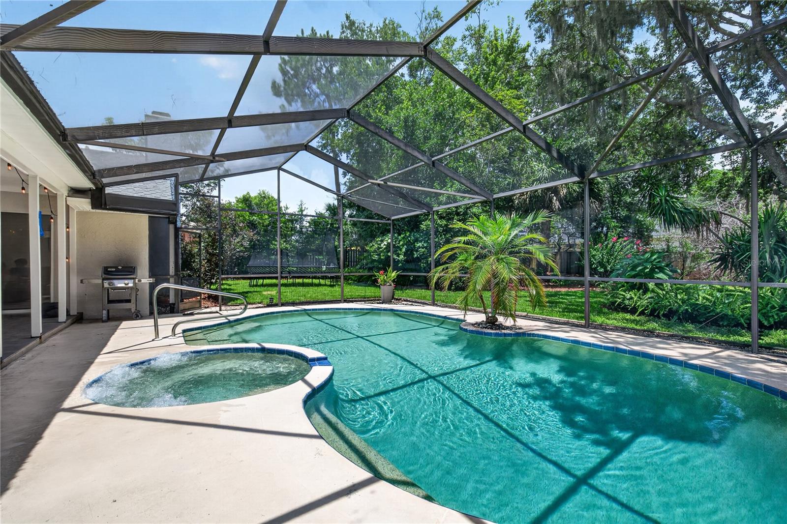 COVE AT LAKE MIRA - Residential