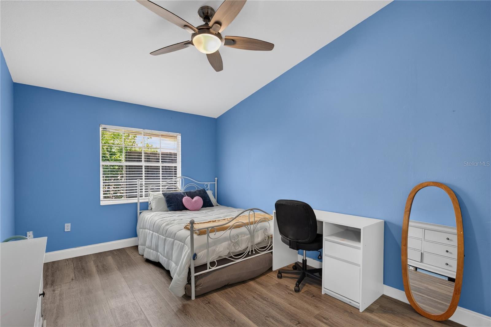 COVE AT LAKE MIRA - Residential