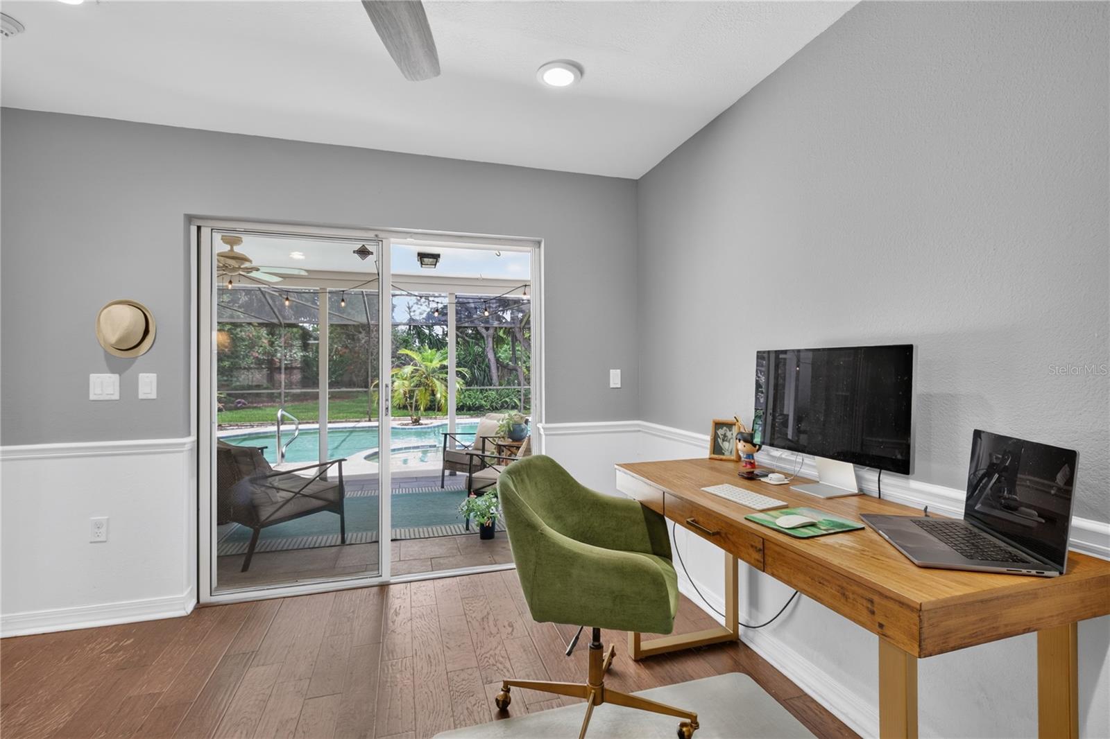 COVE AT LAKE MIRA - Residential