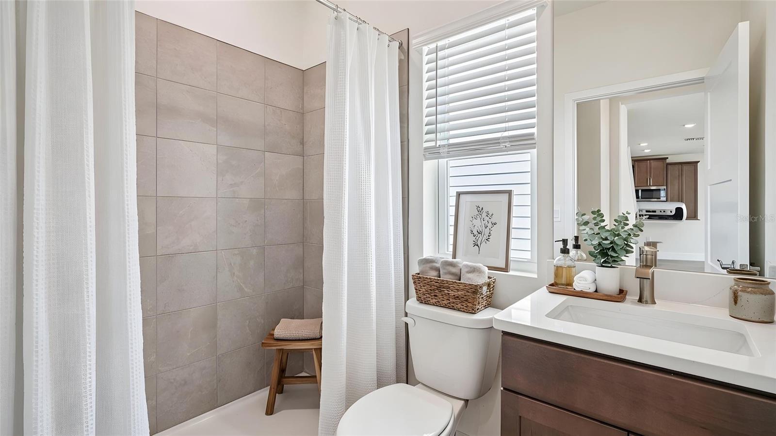 SANDAL KEY - Residential