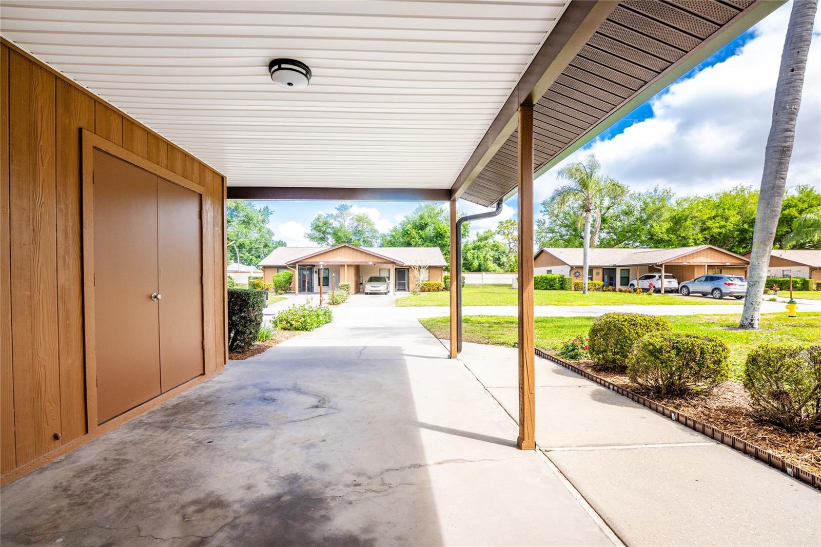 CURRY COVE - Residential