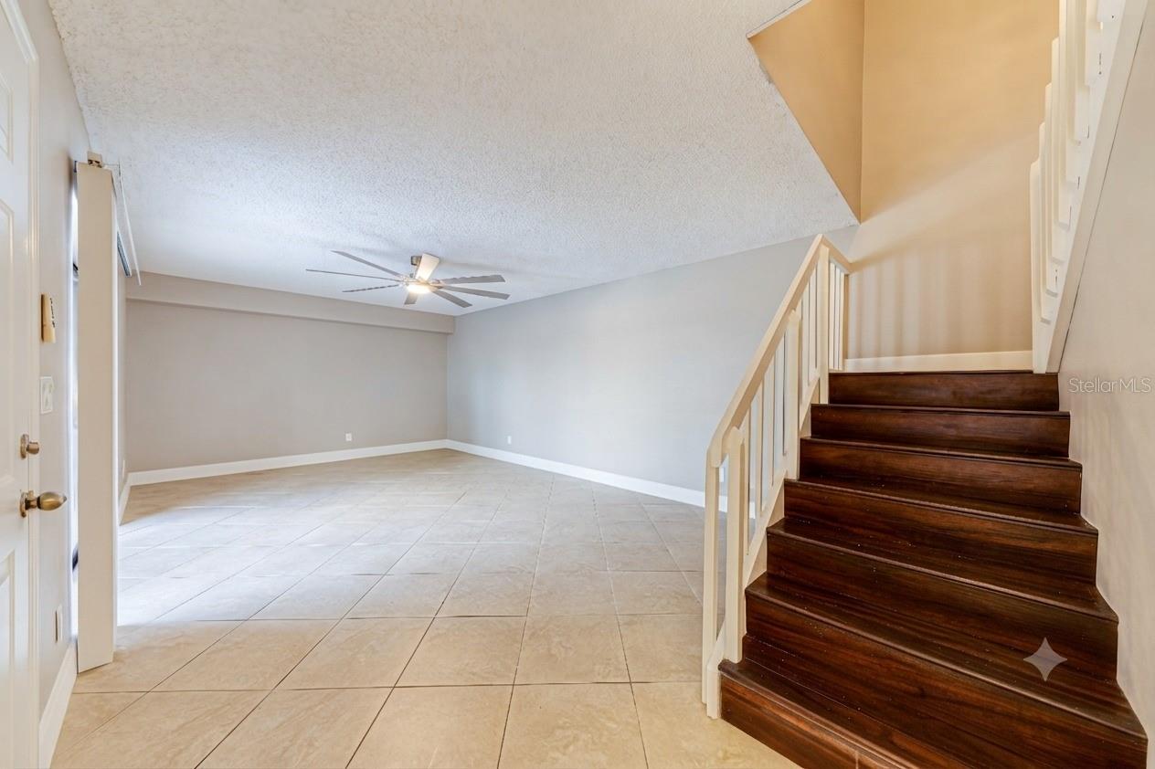 LEESBURG ROYAL OAK ESTATES SUB - Residential