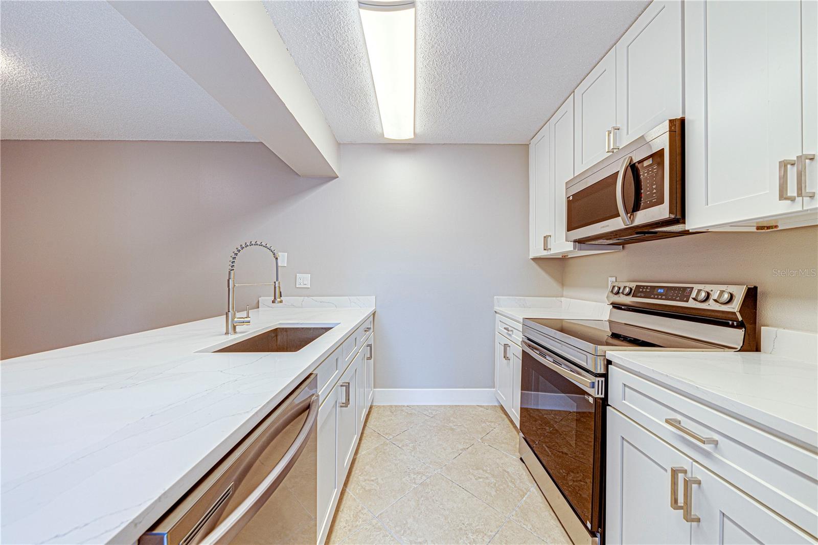 LEESBURG ROYAL OAK ESTATES SUB - Residential