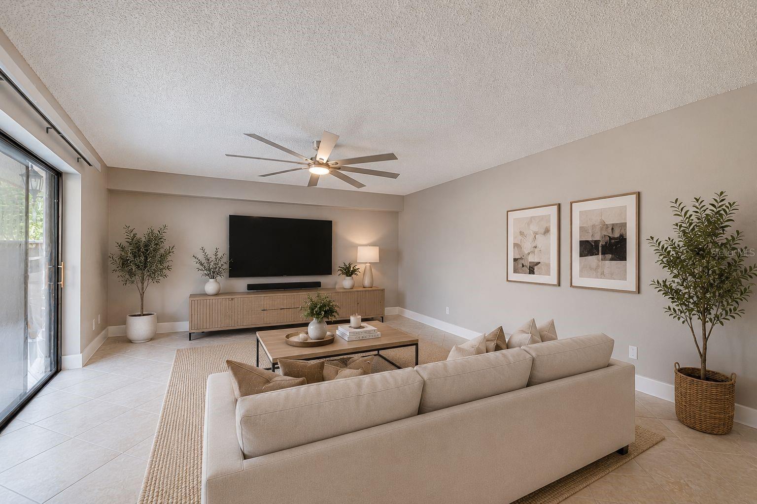 LEESBURG ROYAL OAK ESTATES SUB - Residential