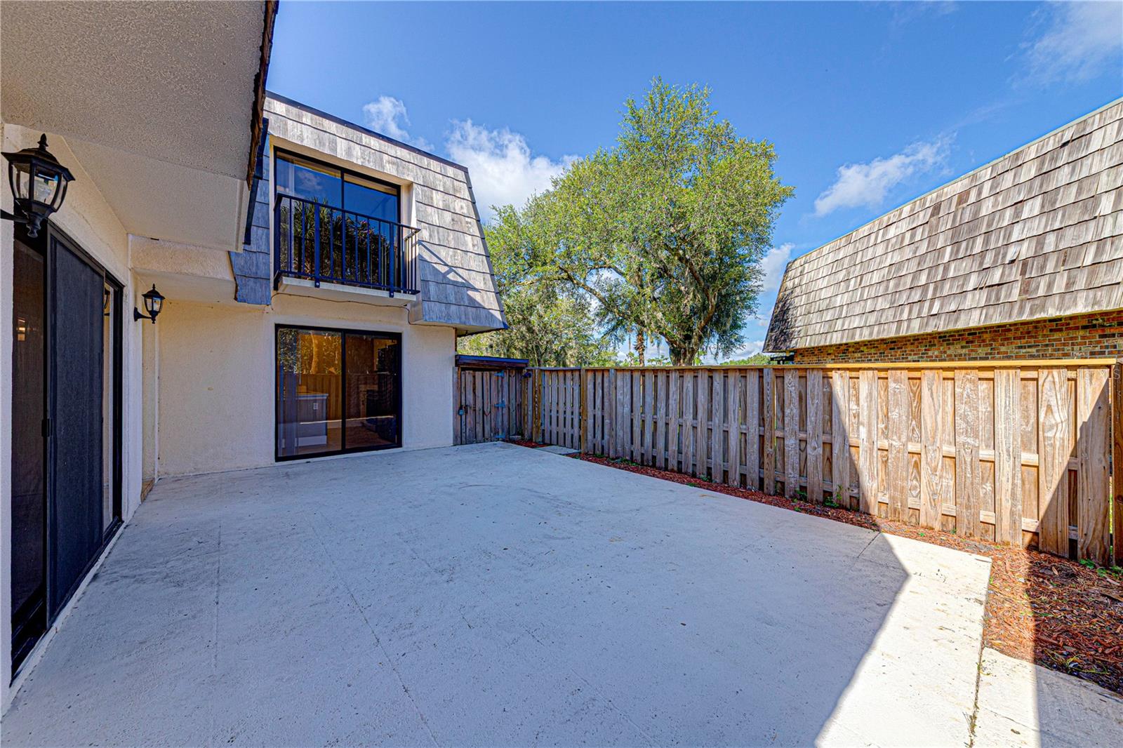 LEESBURG ROYAL OAK ESTATES SUB - Residential
