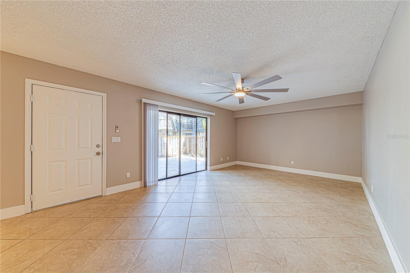 LEESBURG ROYAL OAK ESTATES SUB - Residential