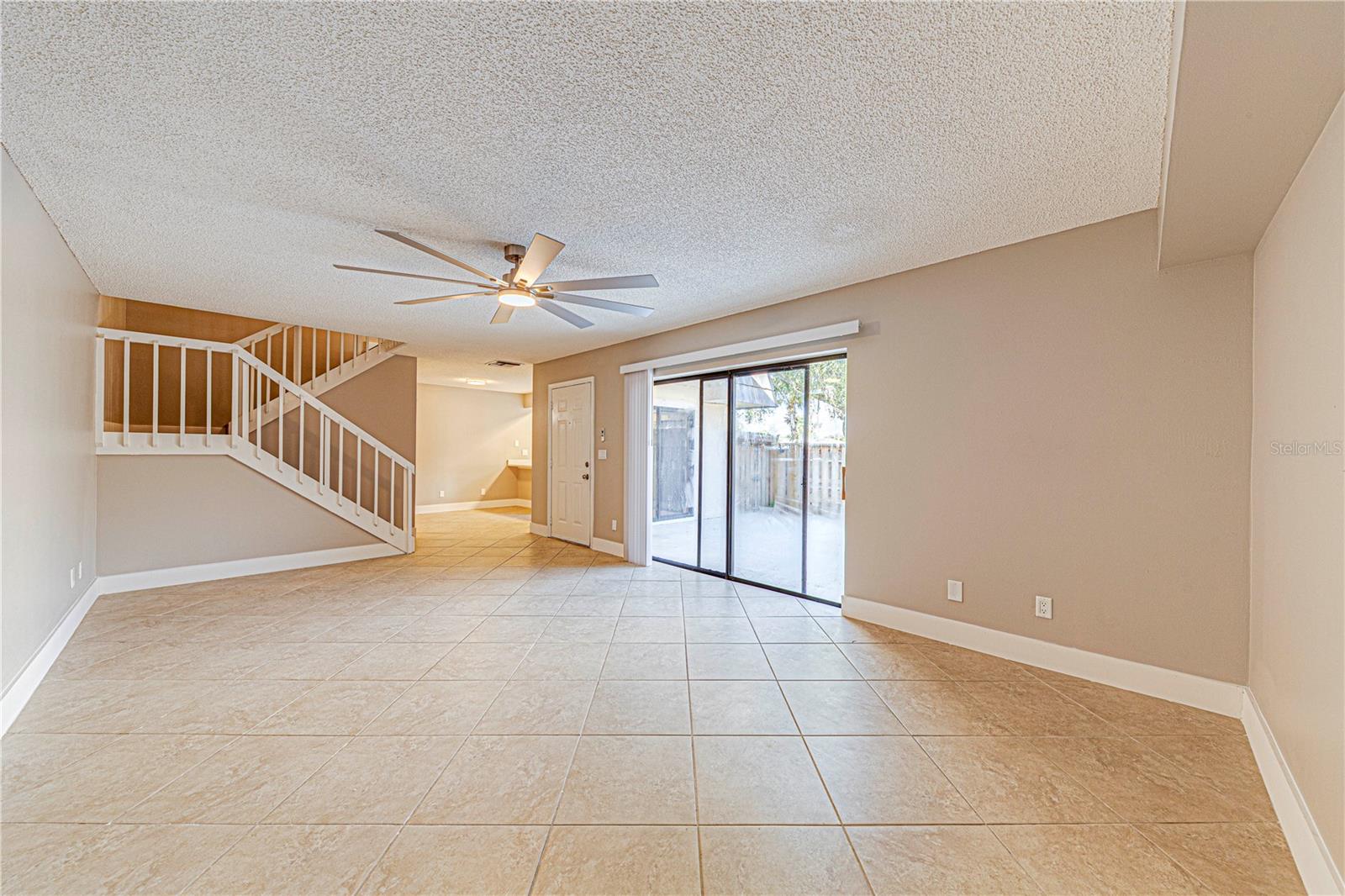 LEESBURG ROYAL OAK ESTATES SUB - Residential