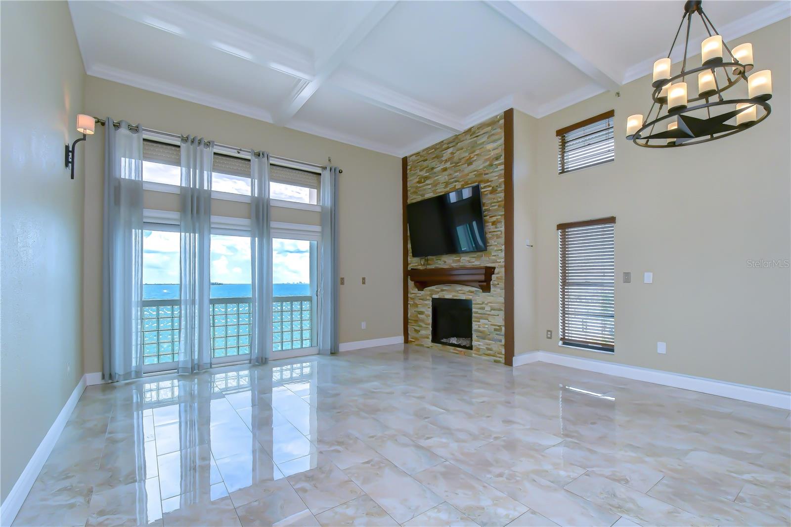THE TIKI BAY CONDO - Residential