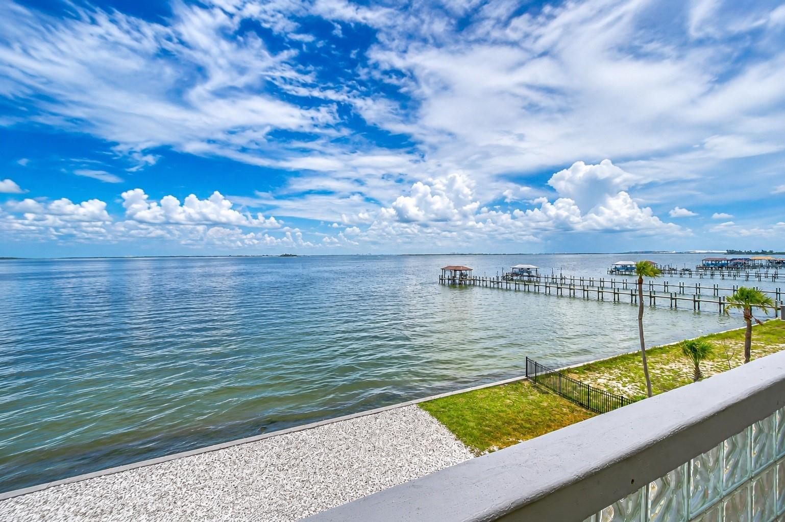 THE TIKI BAY CONDO - Residential