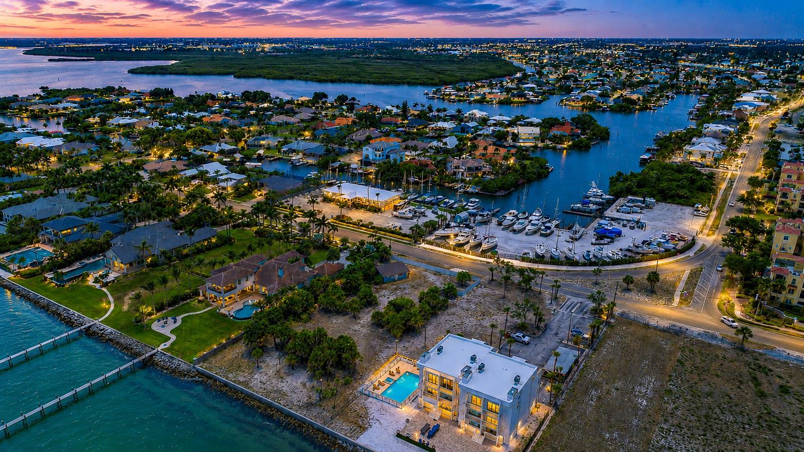 THE TIKI BAY CONDO - Residential
