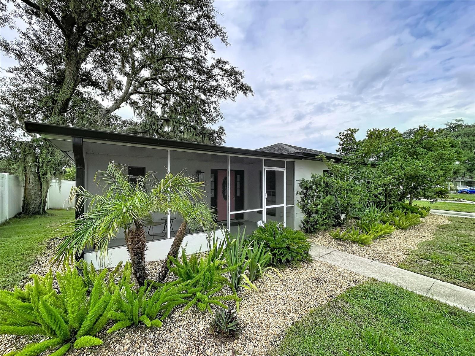 SOUTHWOOD HILLS UNIT 02 - Residential