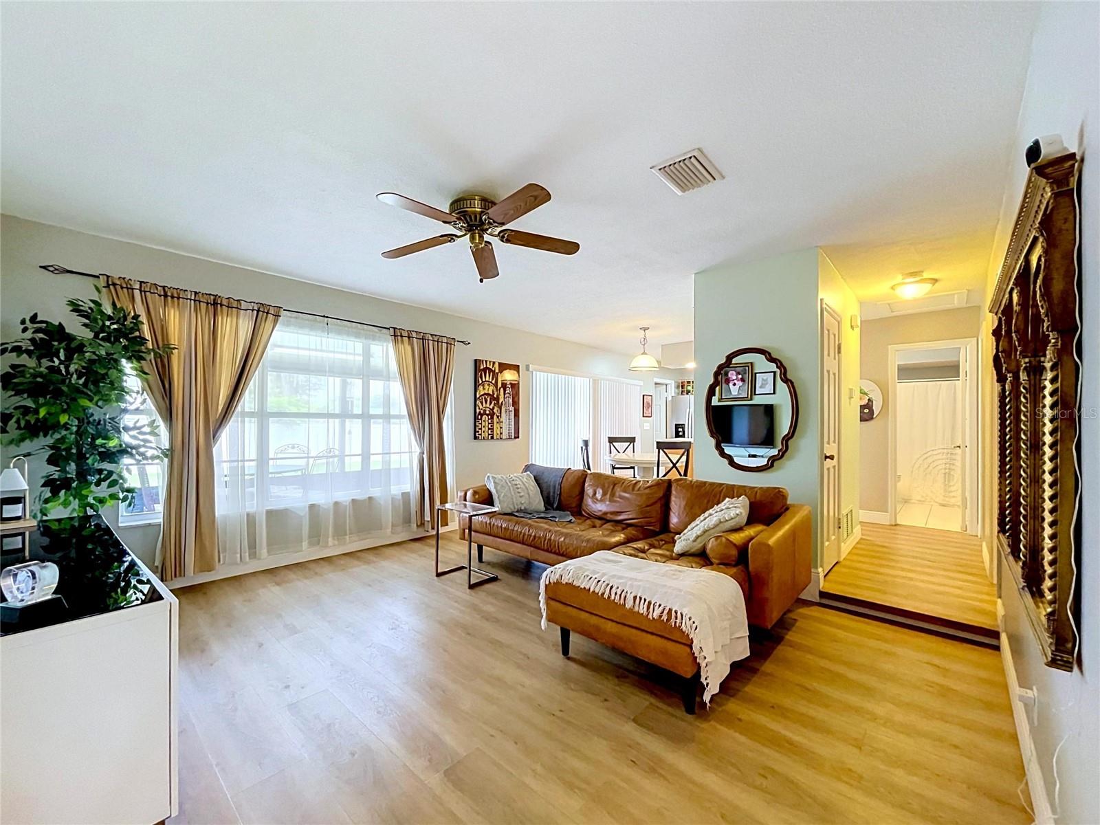 SOUTHWOOD HILLS UNIT 02 - Residential