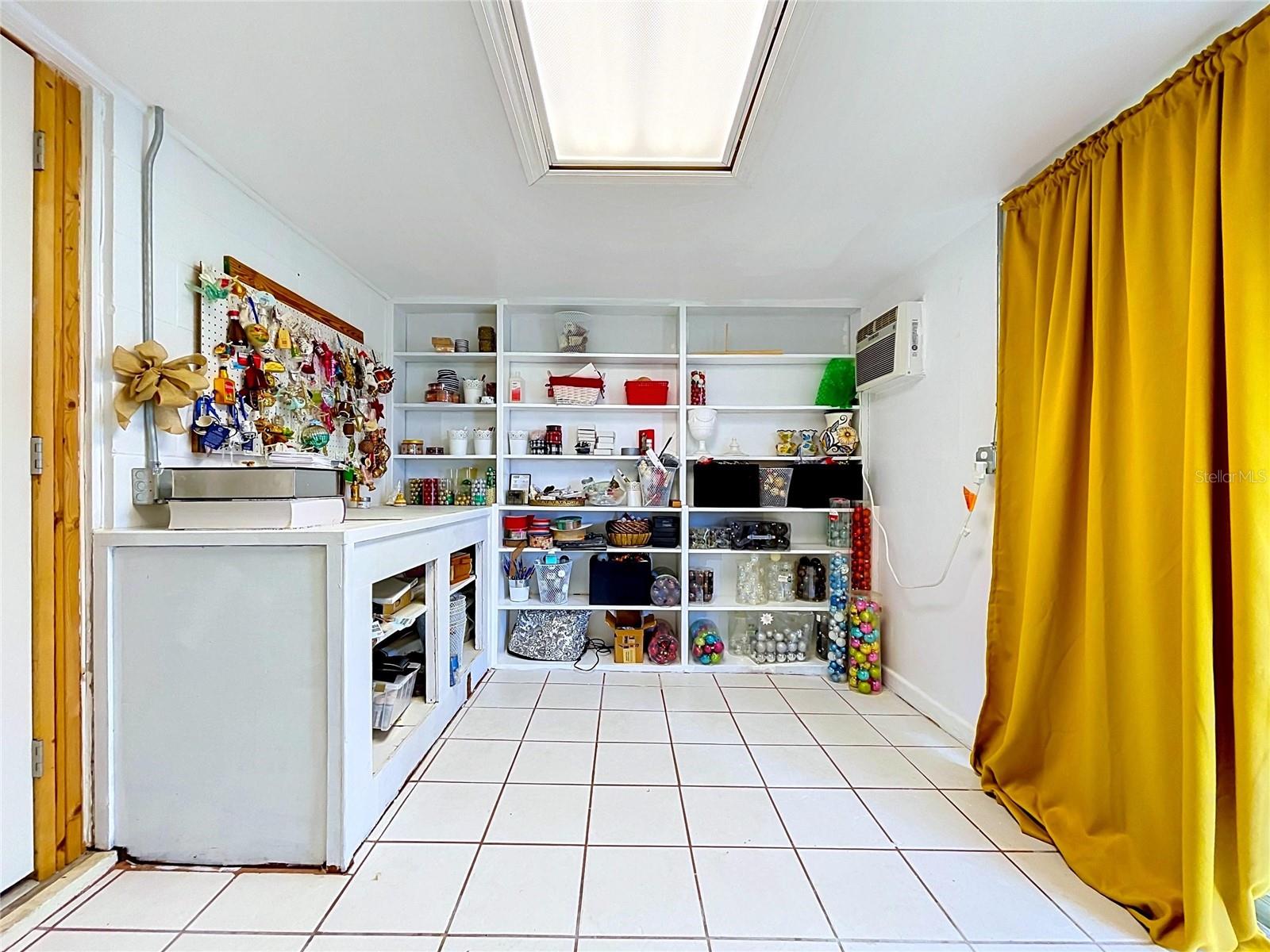 SOUTHWOOD HILLS UNIT 02 - Residential
