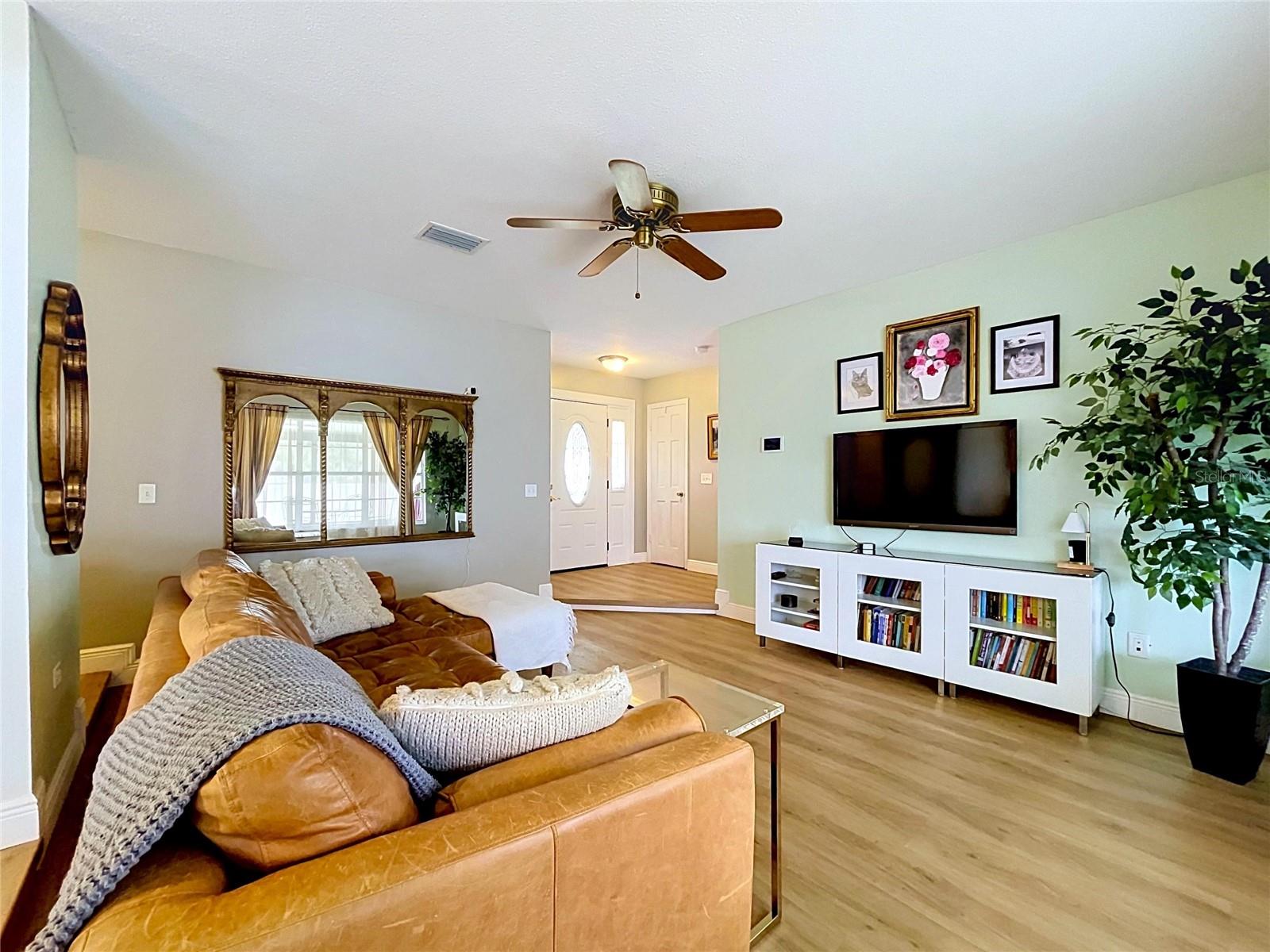 SOUTHWOOD HILLS UNIT 02 - Residential