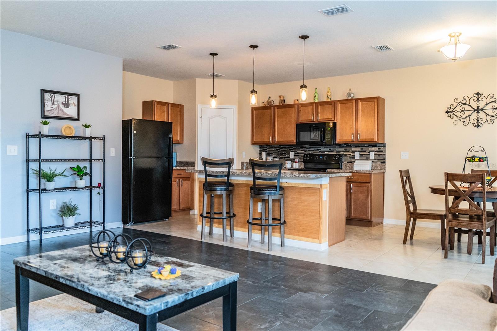 LAKES/ LUCERNE PARK PH 3 - Residential