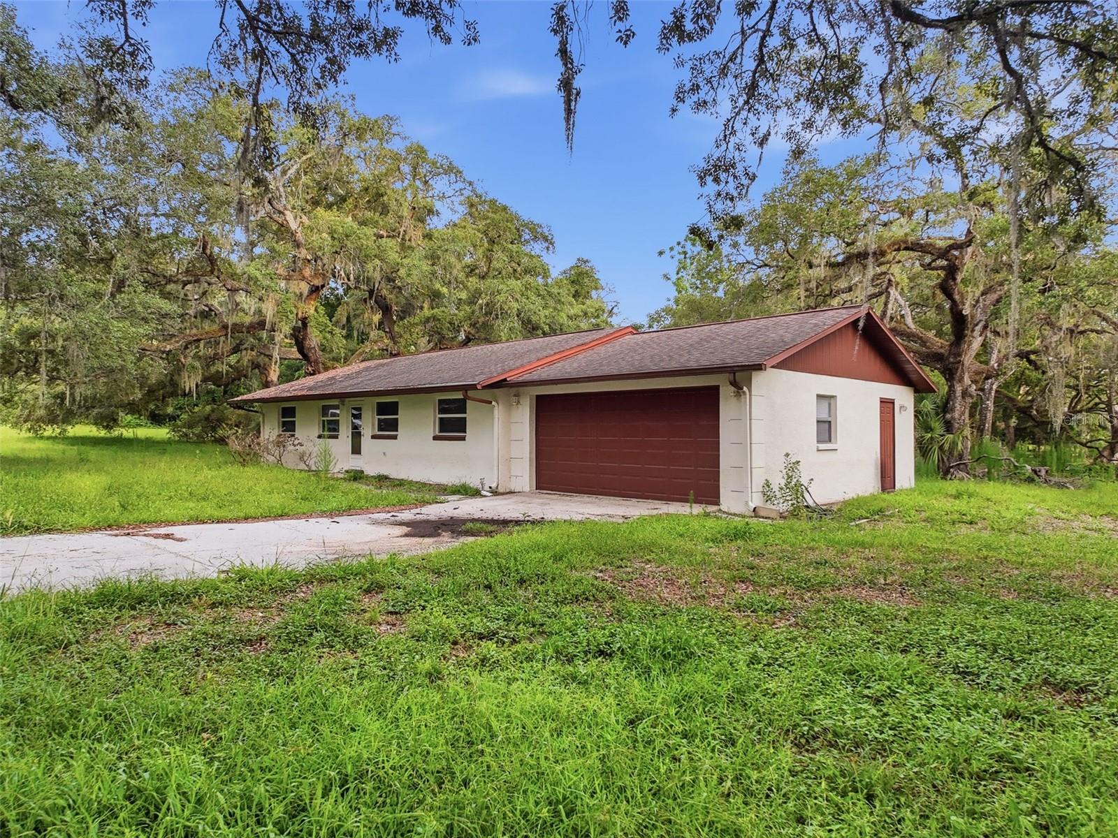 LAKEWOOD - Residential