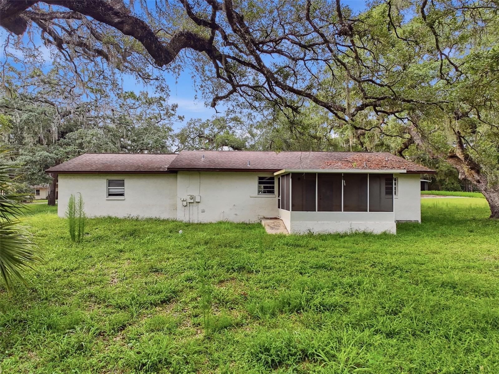 LAKEWOOD - Residential