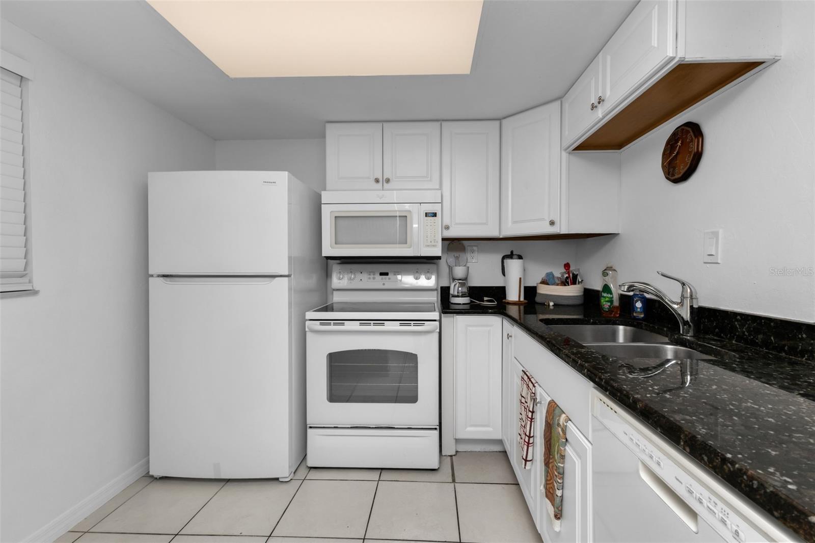 PLAZA VIEW PH 02 - Residential