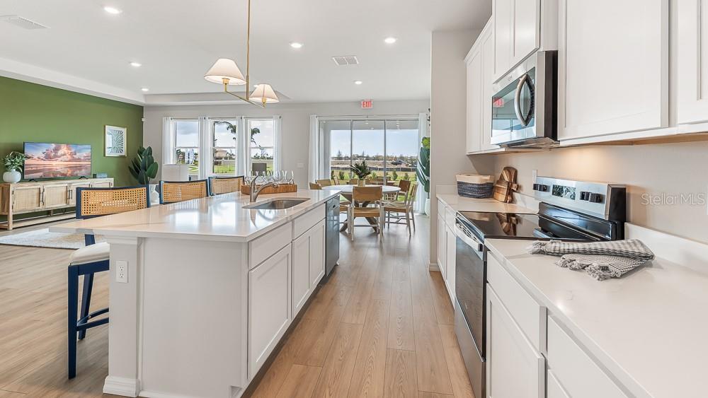 STAR FARMS AT LAKEWOOD RANCH - Residential