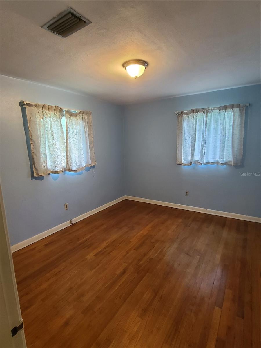 WOODLAND TERRACE - Residential