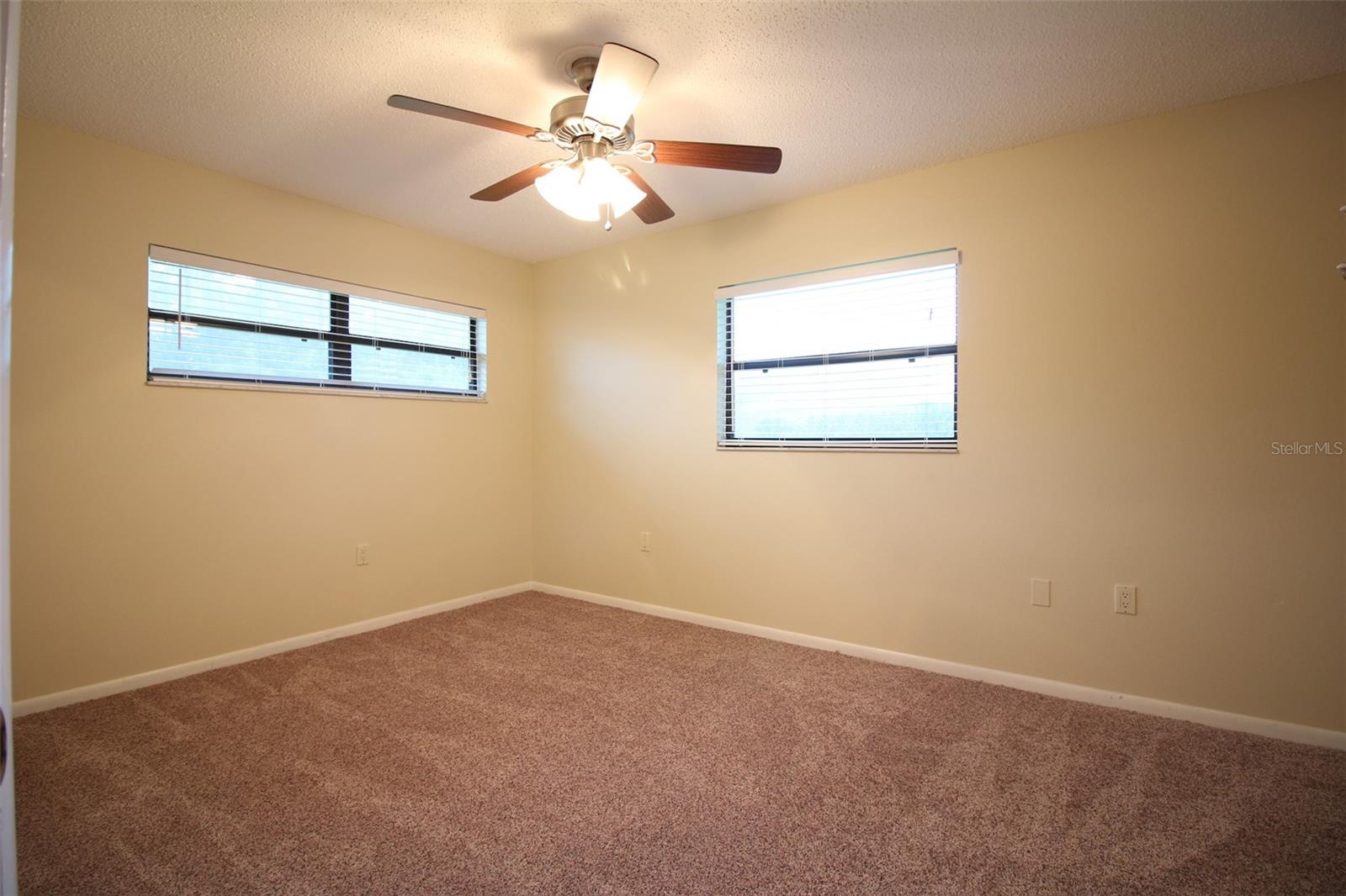 SCOTTSWOOD EAST UNIT 1 - Residential Lease