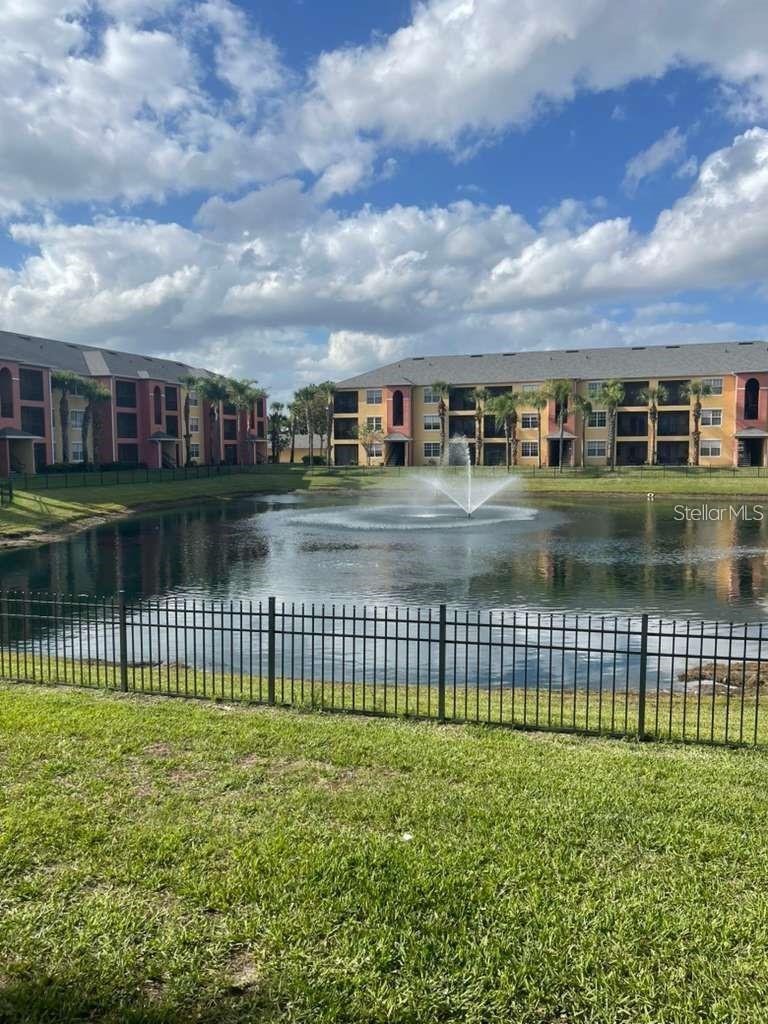 PALMS VILLA RESIDENCES - Residential Lease