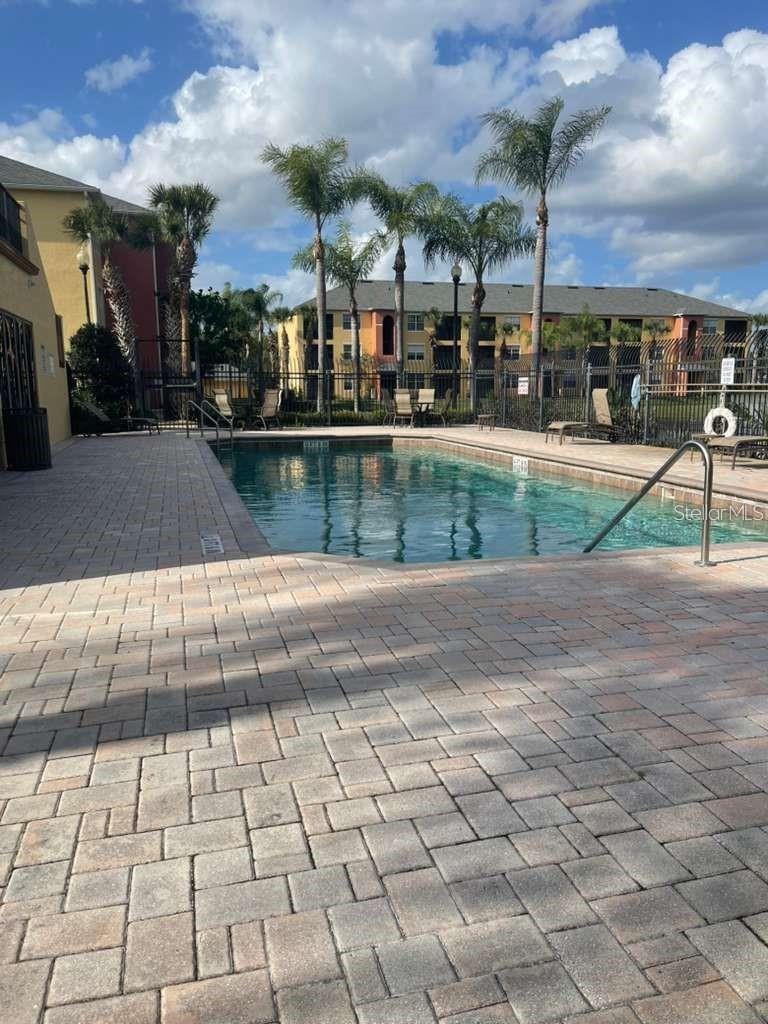 PALMS VILLA RESIDENCES - Residential Lease