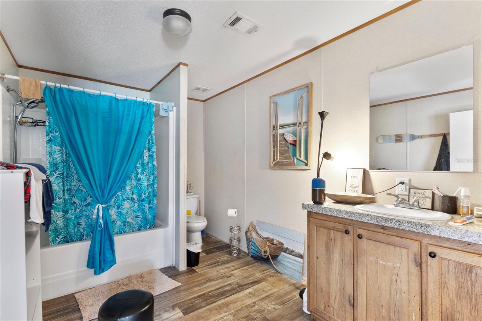 WILLISTON HLNDS - Residential