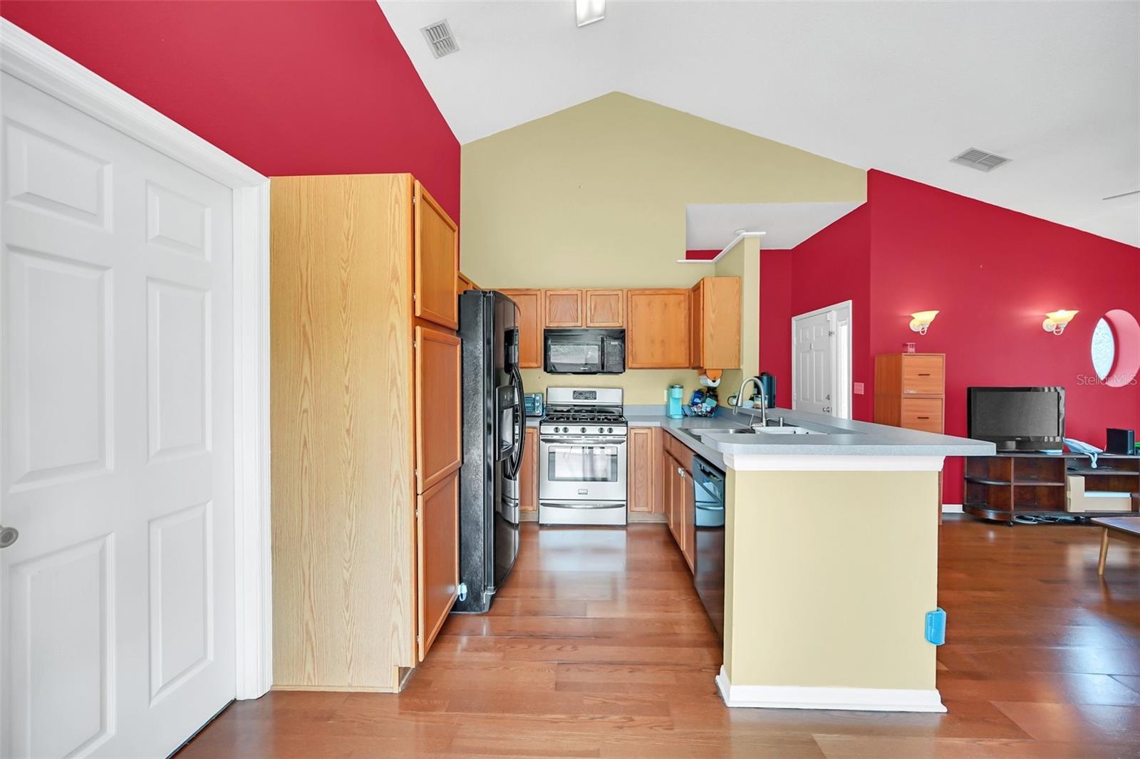 BRIDGEWATER CROSSING PH 01 - Residential