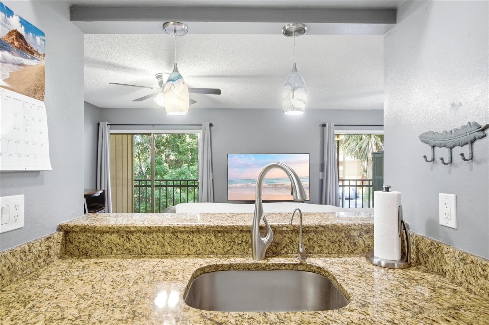 LAKESIDE CONDO APTS - Residential