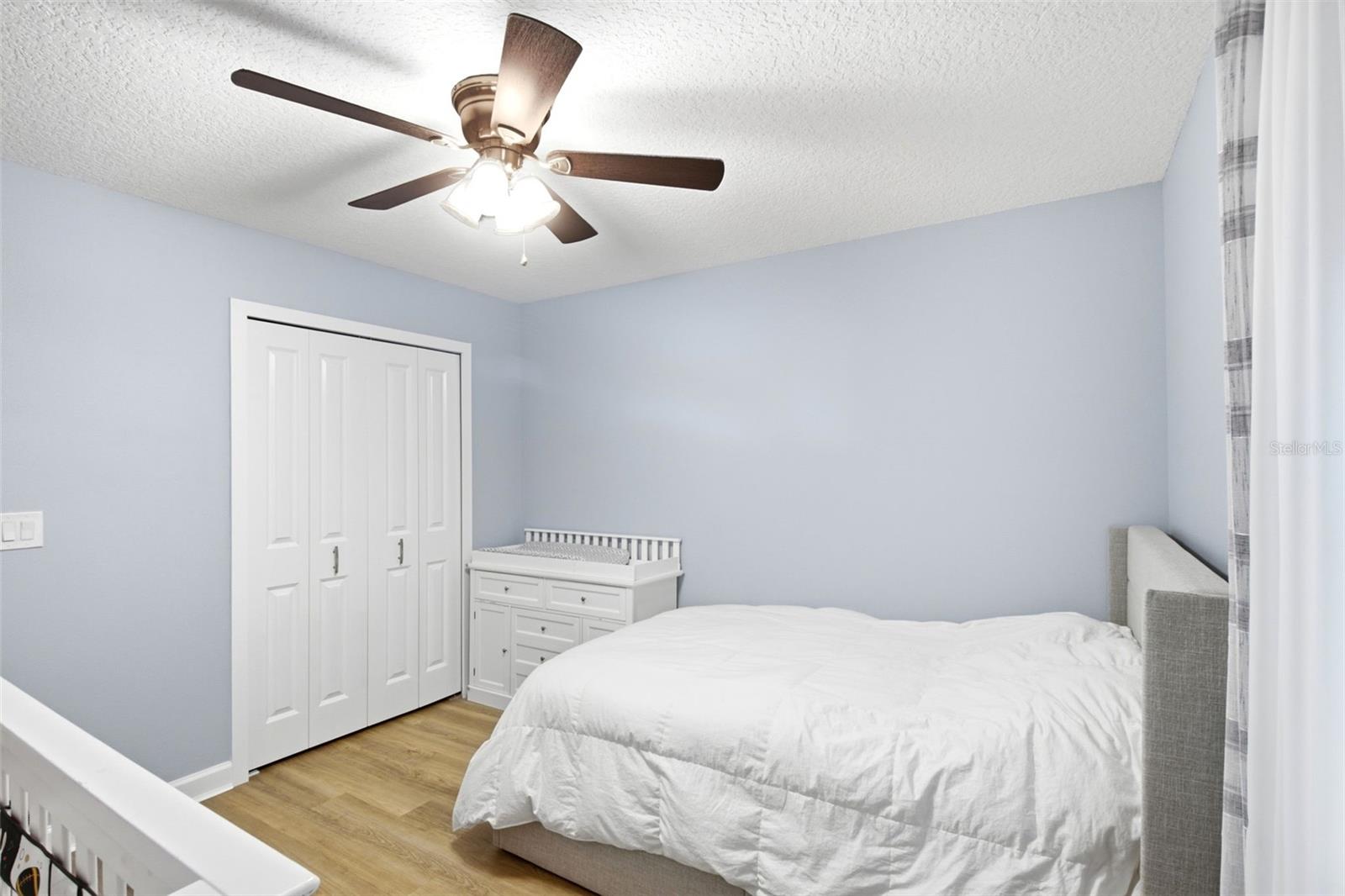 LAKESIDE CONDO APTS - Residential