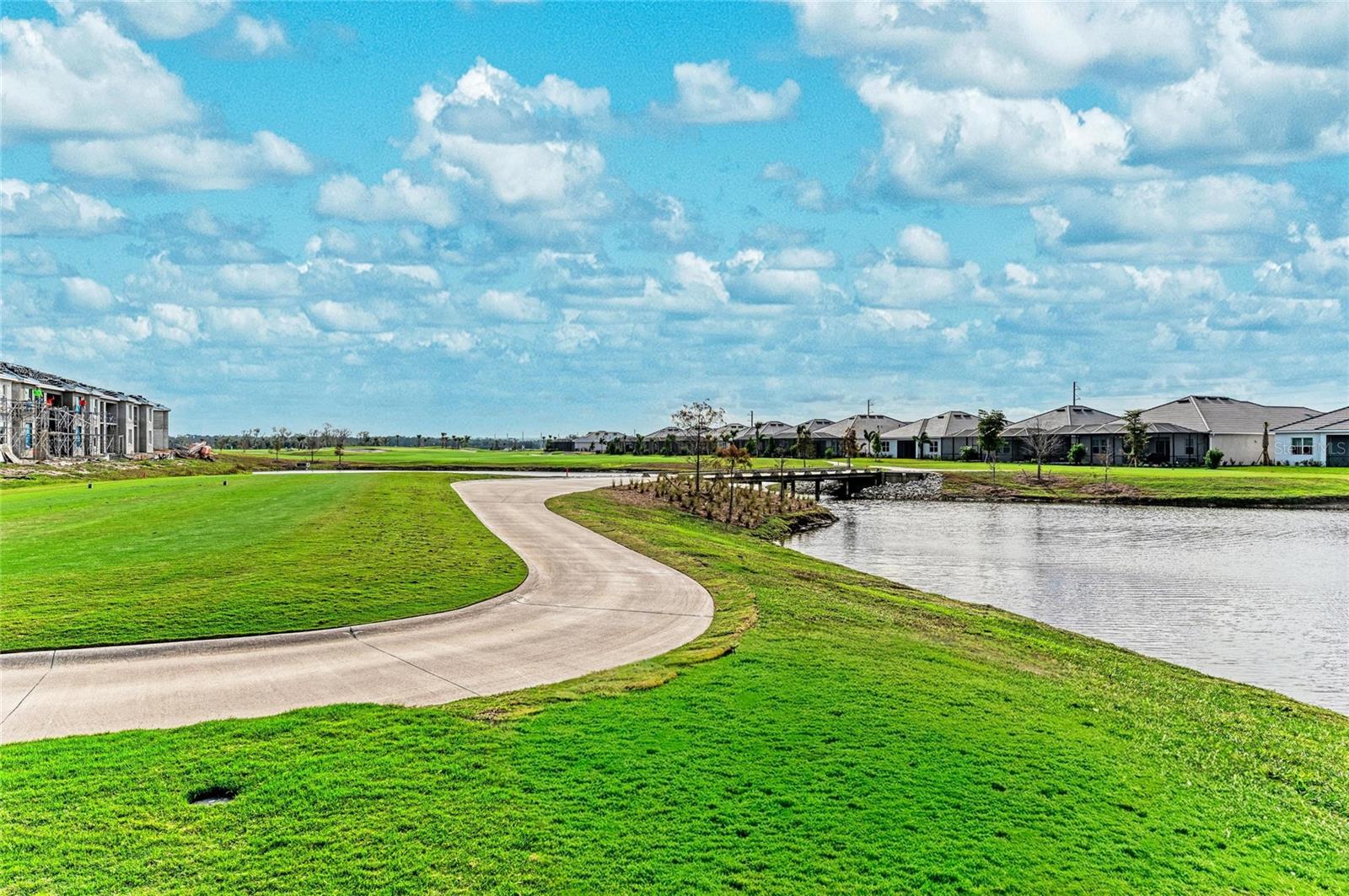 CALUSA COUNTRY CLUB - Residential