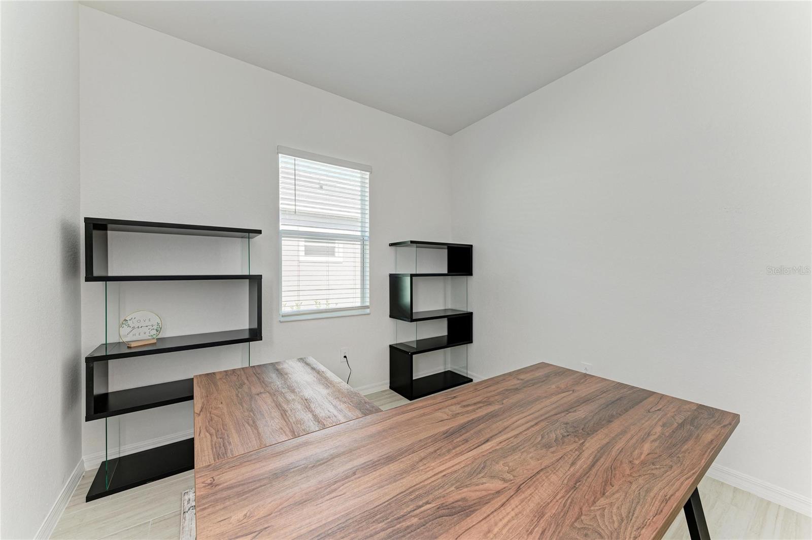 CALUSA COUNTRY CLUB - Residential
