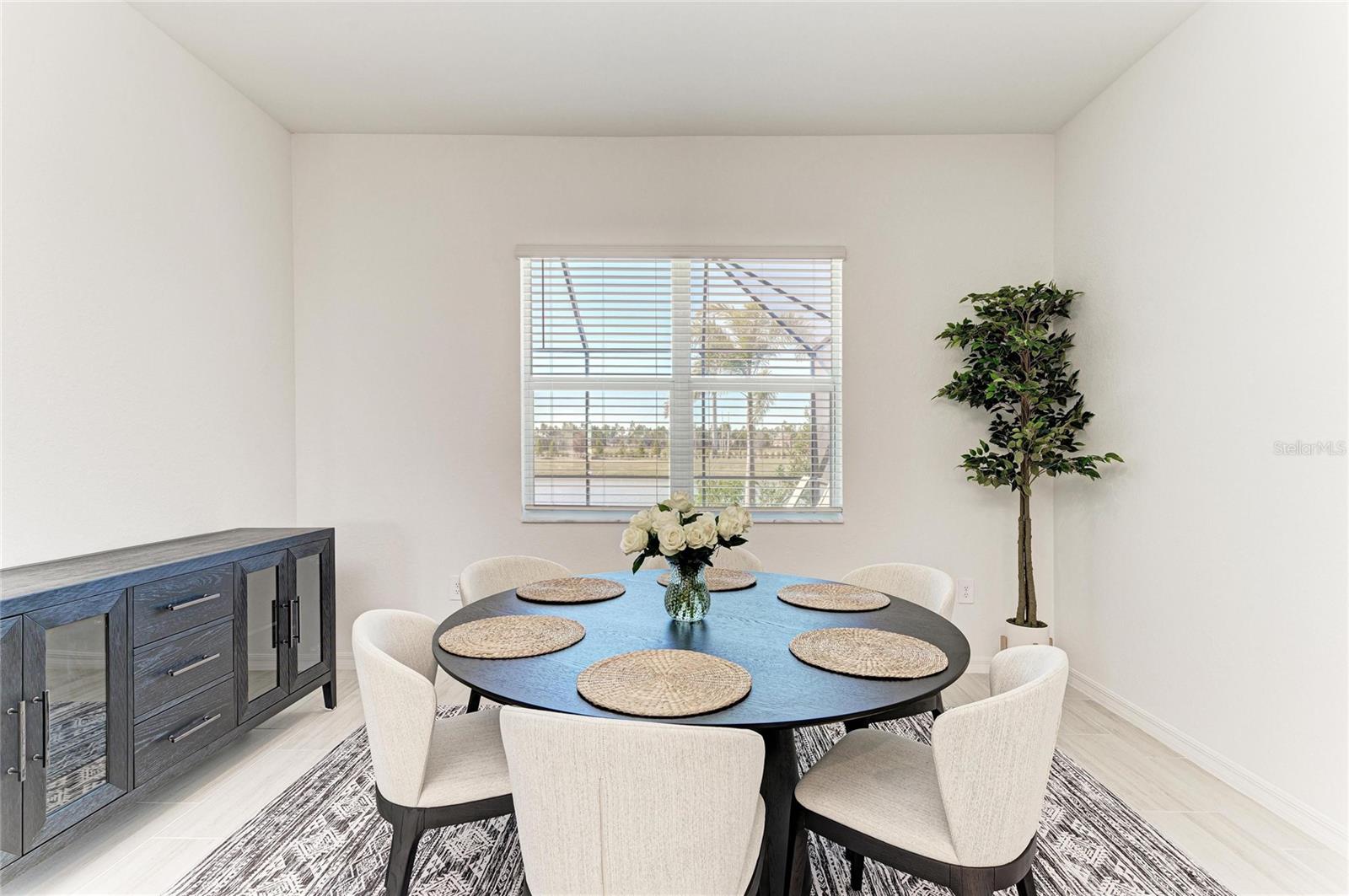 CALUSA COUNTRY CLUB - Residential