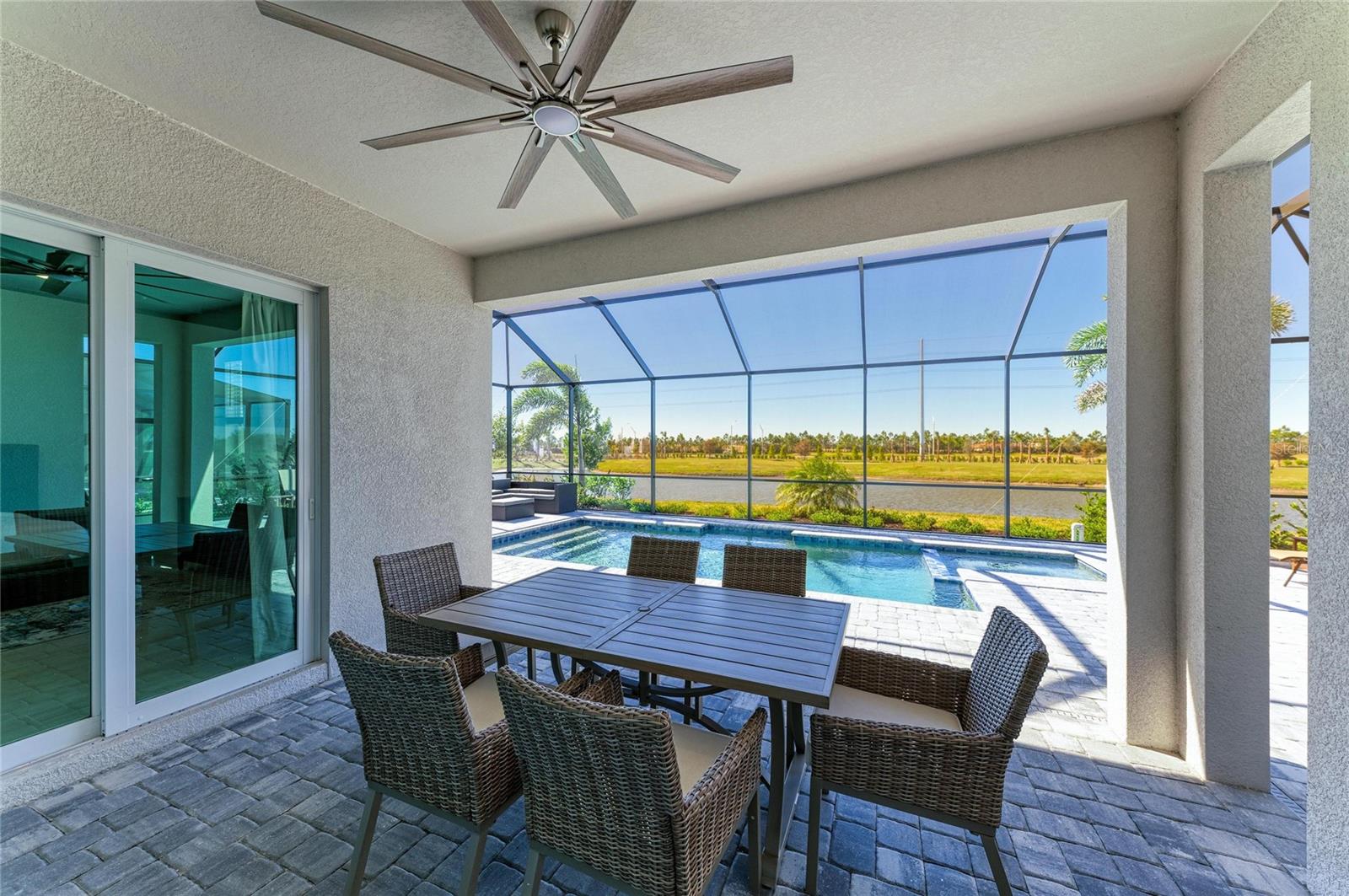 CALUSA COUNTRY CLUB - Residential