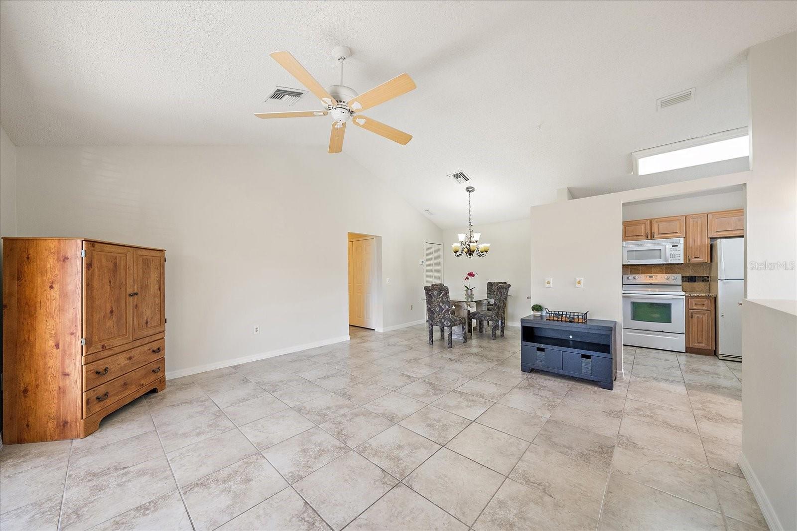 GARDENS AT PALM-AIRE COUNTRY CLUB II - Residential