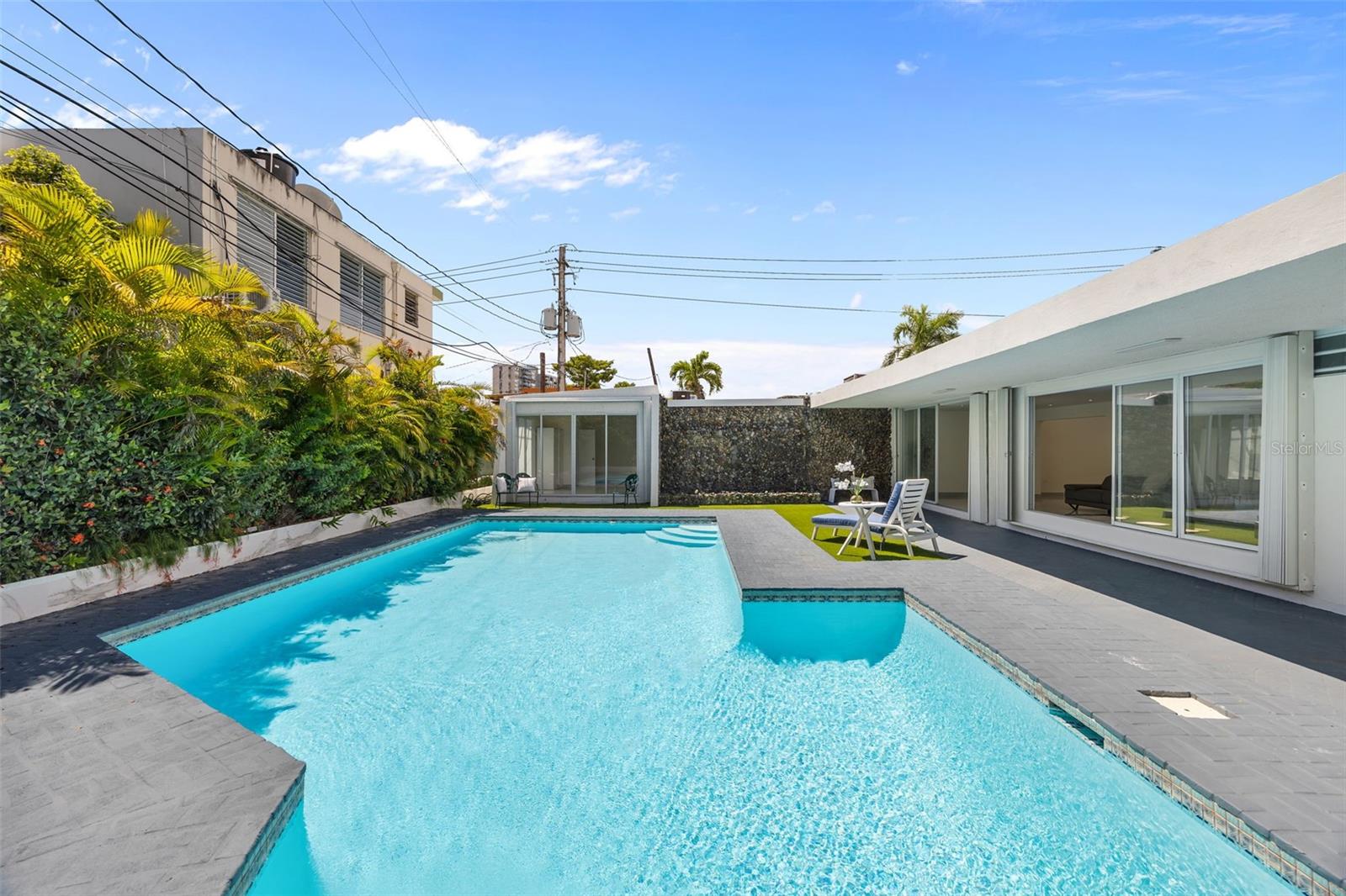URB VILLAMAR - Residential