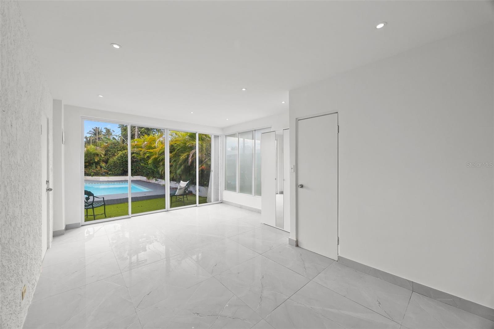 URB VILLAMAR - Residential