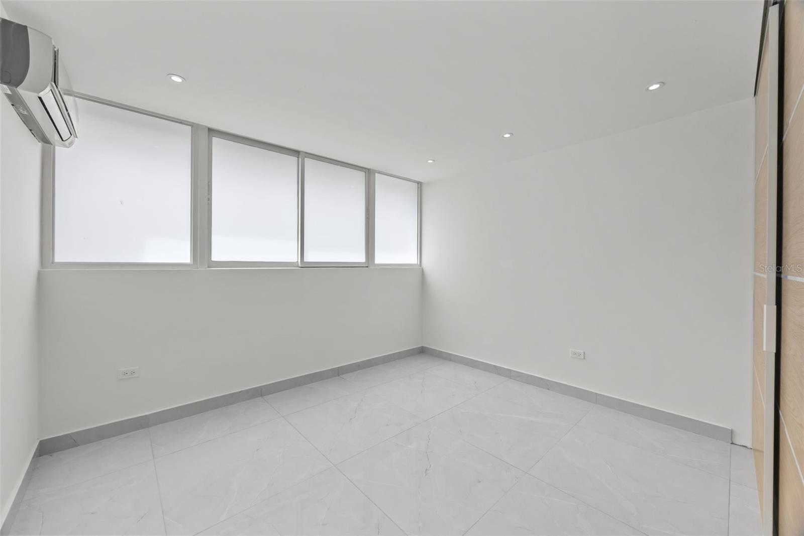 URB VILLAMAR - Residential