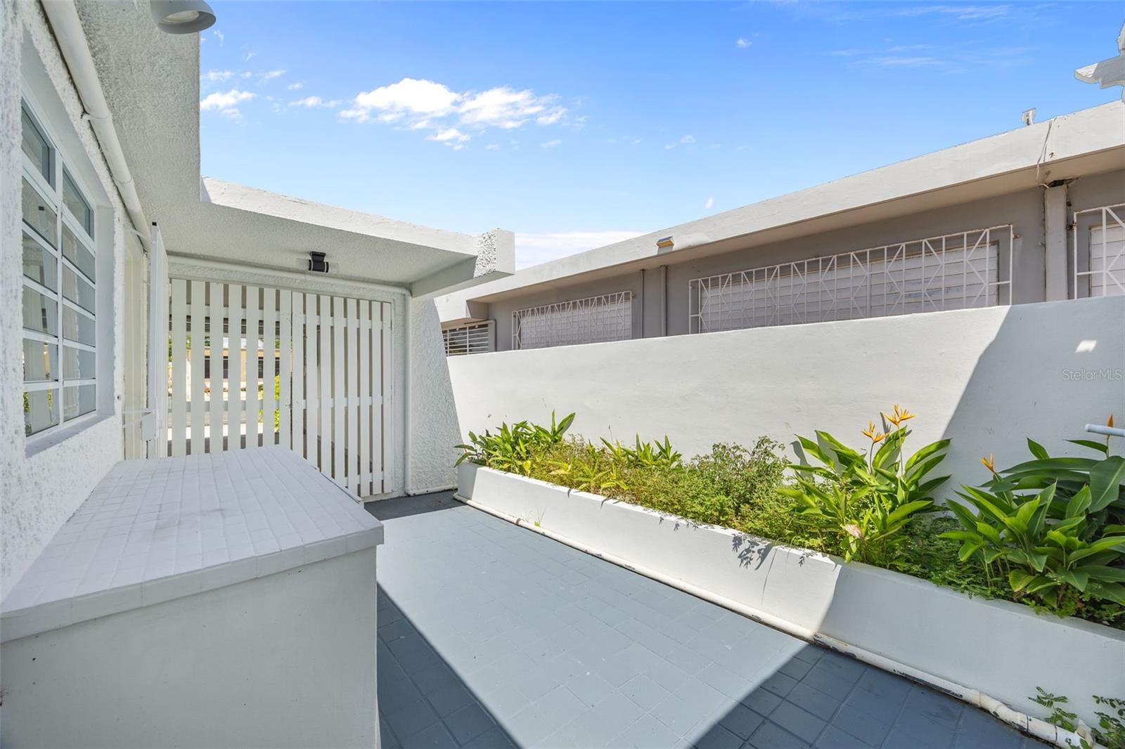 URB VILLAMAR - Residential