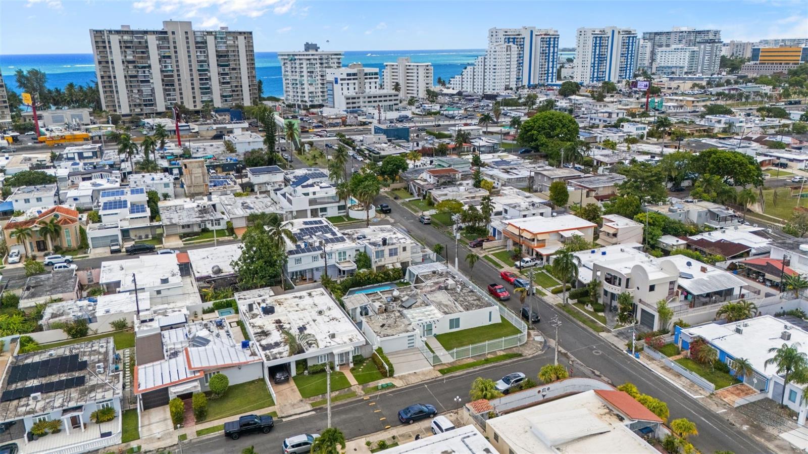 URB VILLAMAR - Residential