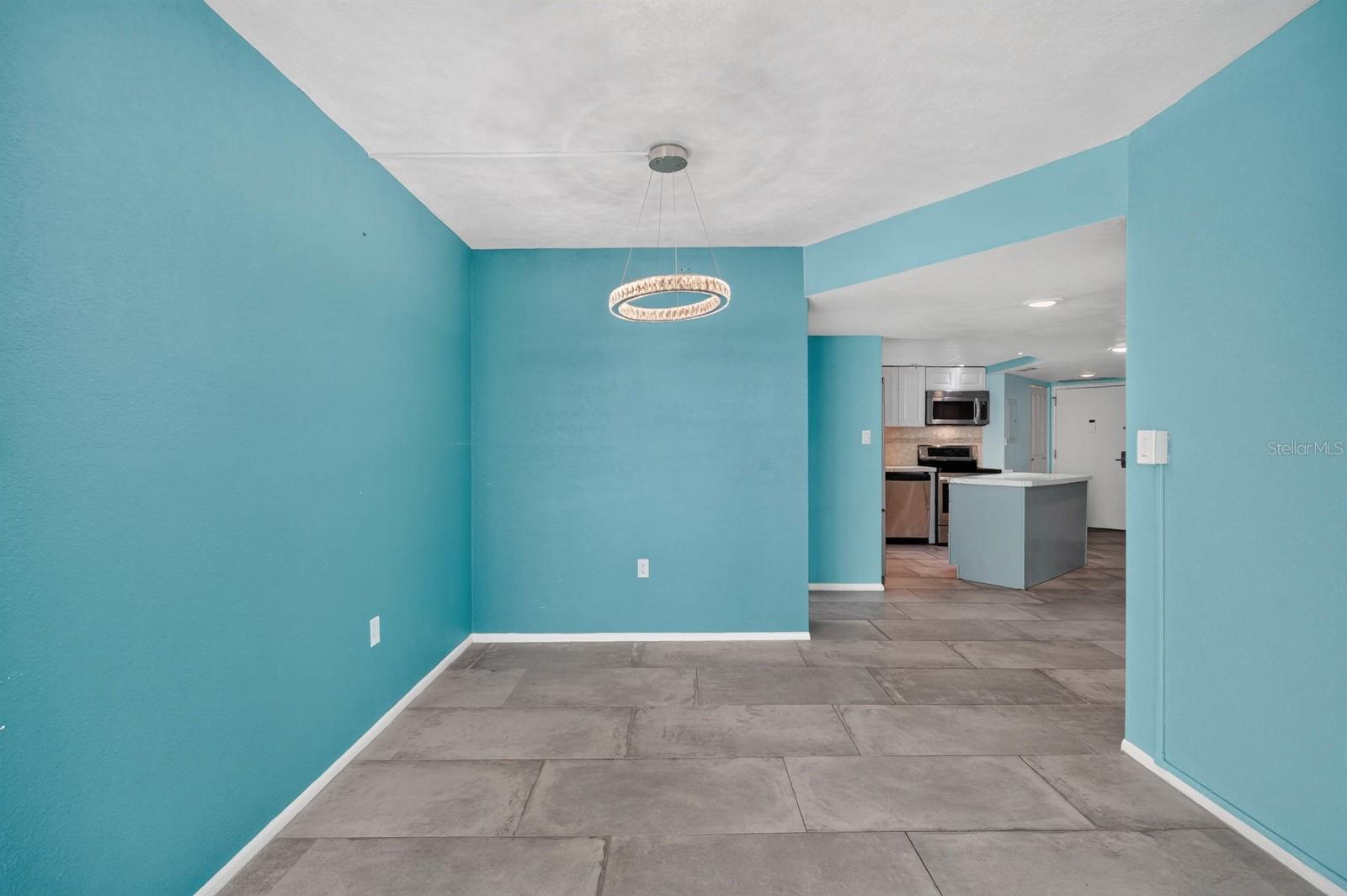 BAYSHORE BATH & TENNIS CLUB CONDO - Residential