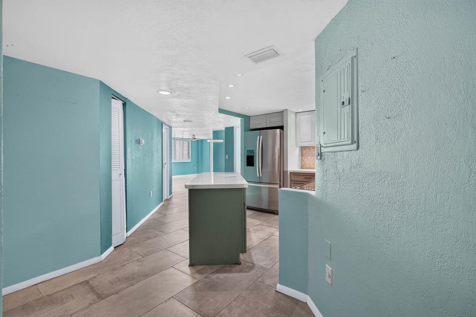 BAYSHORE BATH & TENNIS CLUB CONDO - Residential